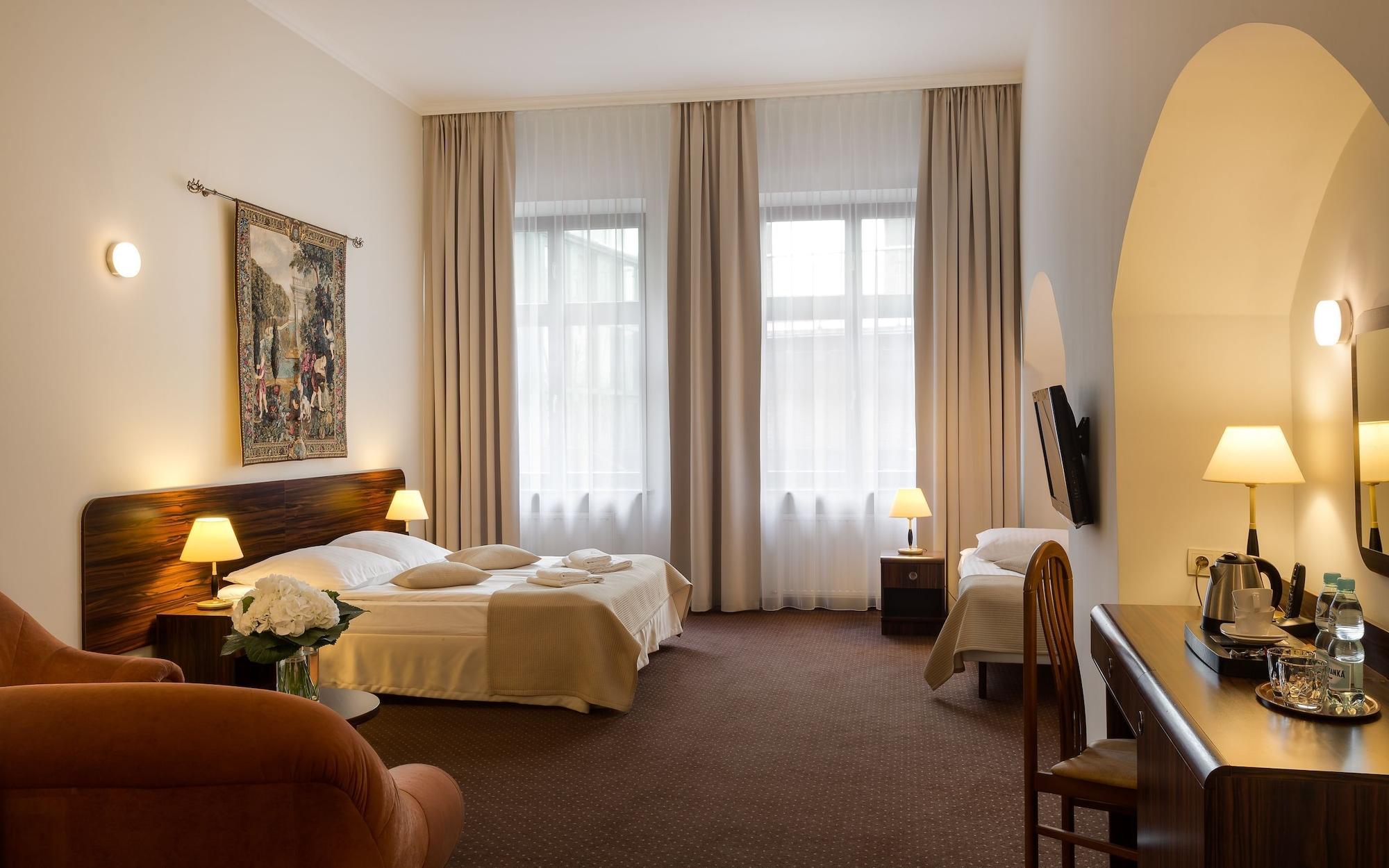 Hotel Wit Stwosz Kraków Exteriör bild