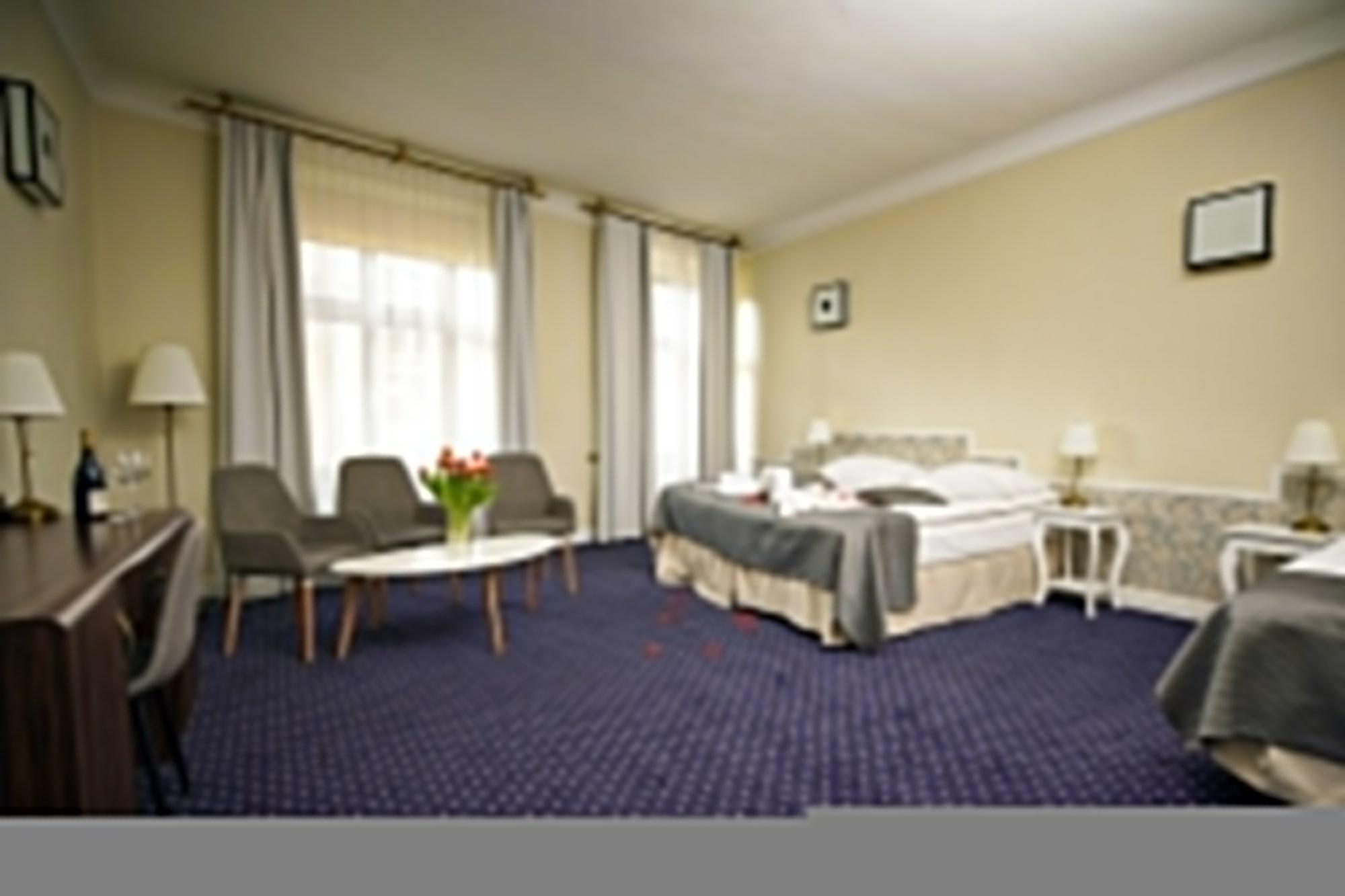 Hotel Wit Stwosz Kraków Exteriör bild